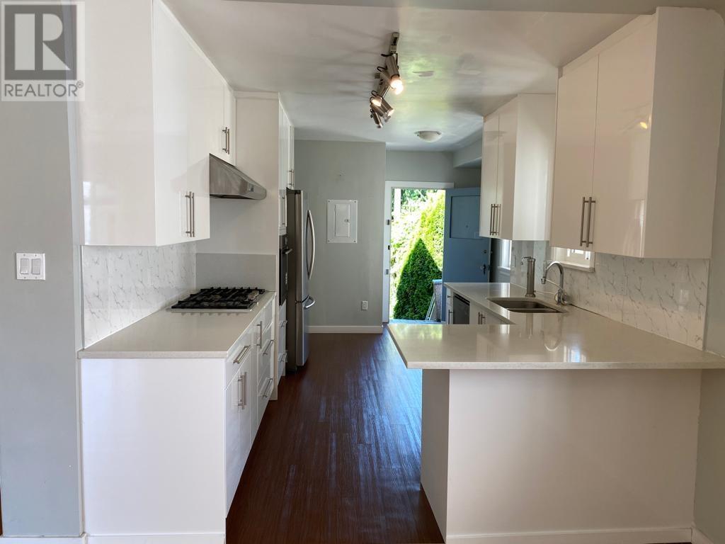 2935 W 15th Avenue, Vancouver, British Columbia  V6K 3A2 - Photo 4 - R2799641