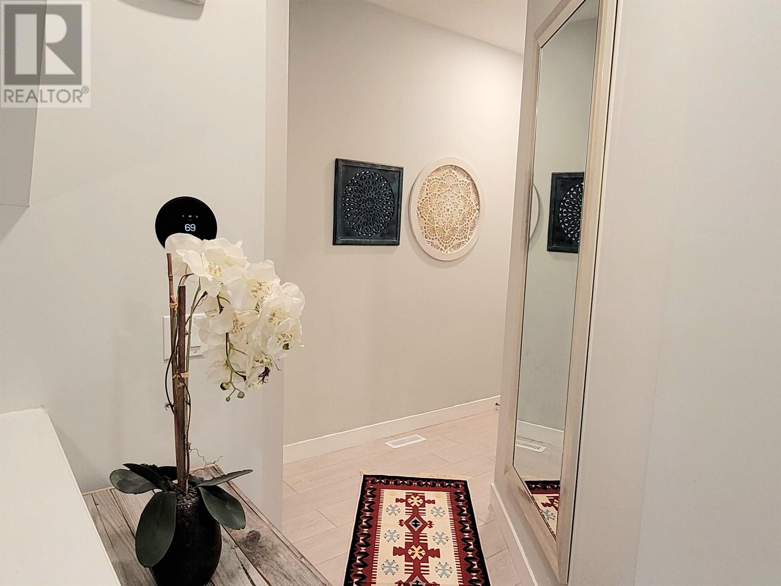 2 11282 Cottonwood Drive, Maple Ridge, British Columbia  V2X 8W8 - Photo 2 - R2799261