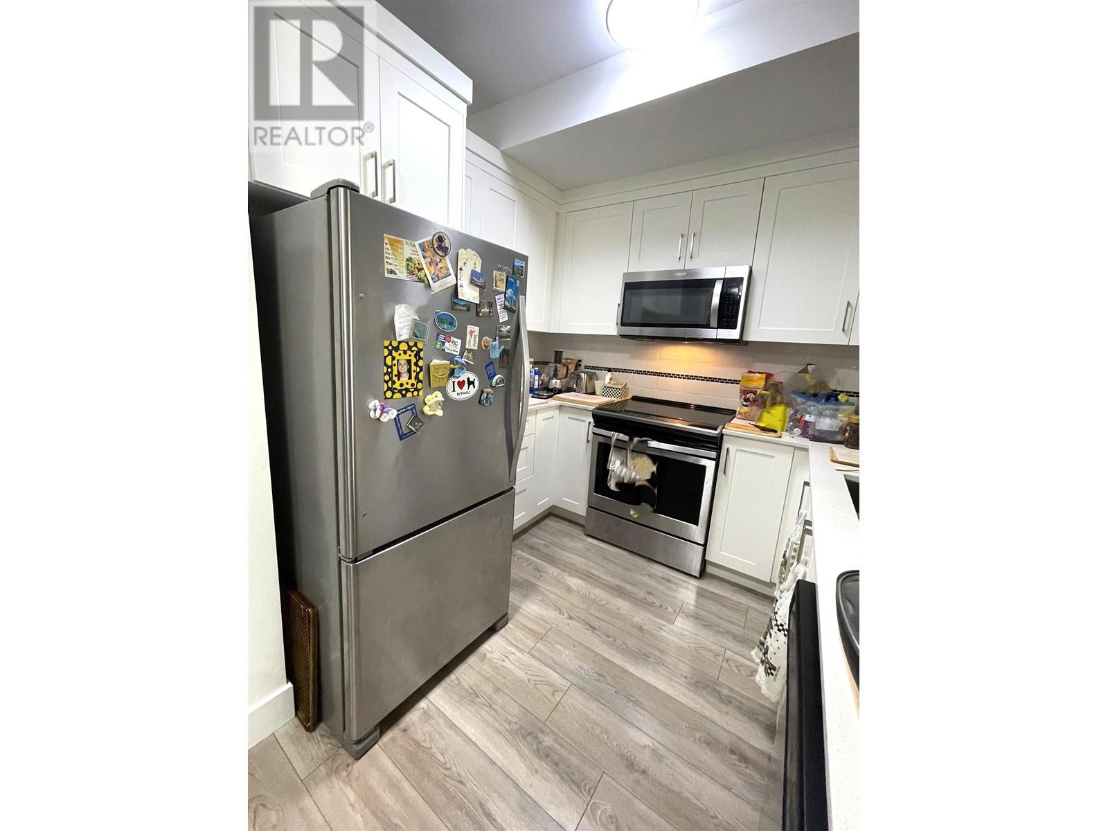 301 22577 Royal Crescent, Maple Ridge, British Columbia  V2X 2M2 - Photo 7 - R2798753