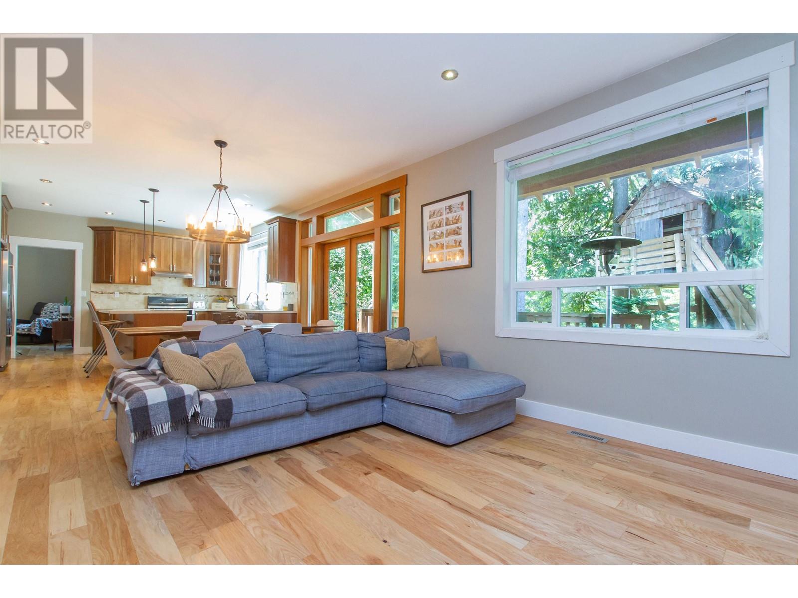 41417 Dryden Road, Squamish, British Columbia  V0N 1H0 - Photo 14 - R2799714