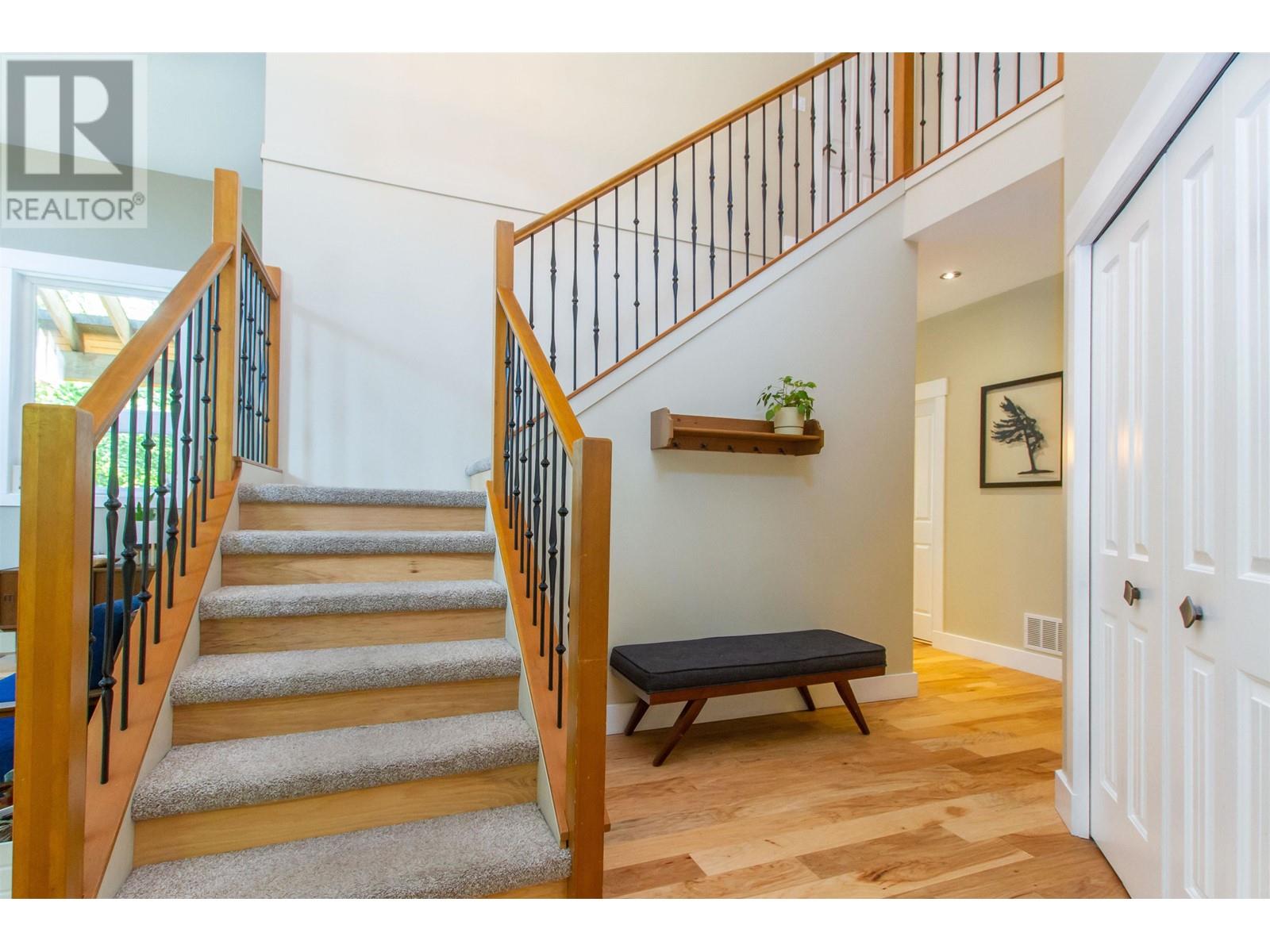 41417 Dryden Road, Squamish, British Columbia  V0N 1H0 - Photo 8 - R2799714