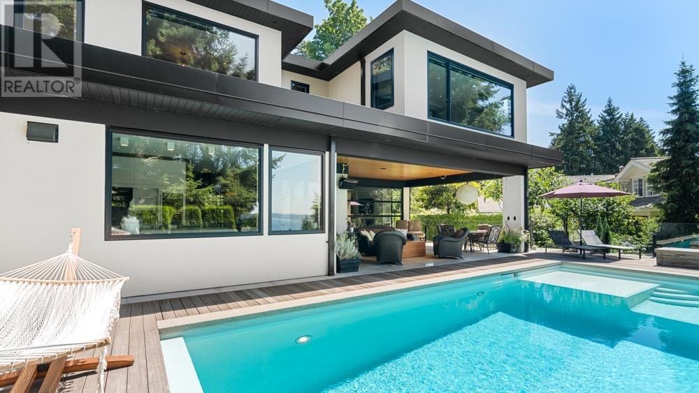 2650 Rosebery Avenue, West Vancouver, British Columbia  V7V 3A2 - Photo 12 - R2799734