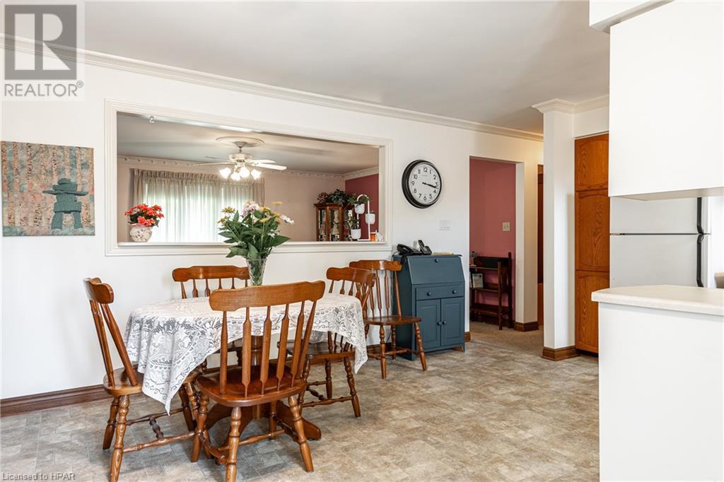 169 Oak Street, Stratford, Ontario  N7A 7Z5 - Photo 2 - 40456524