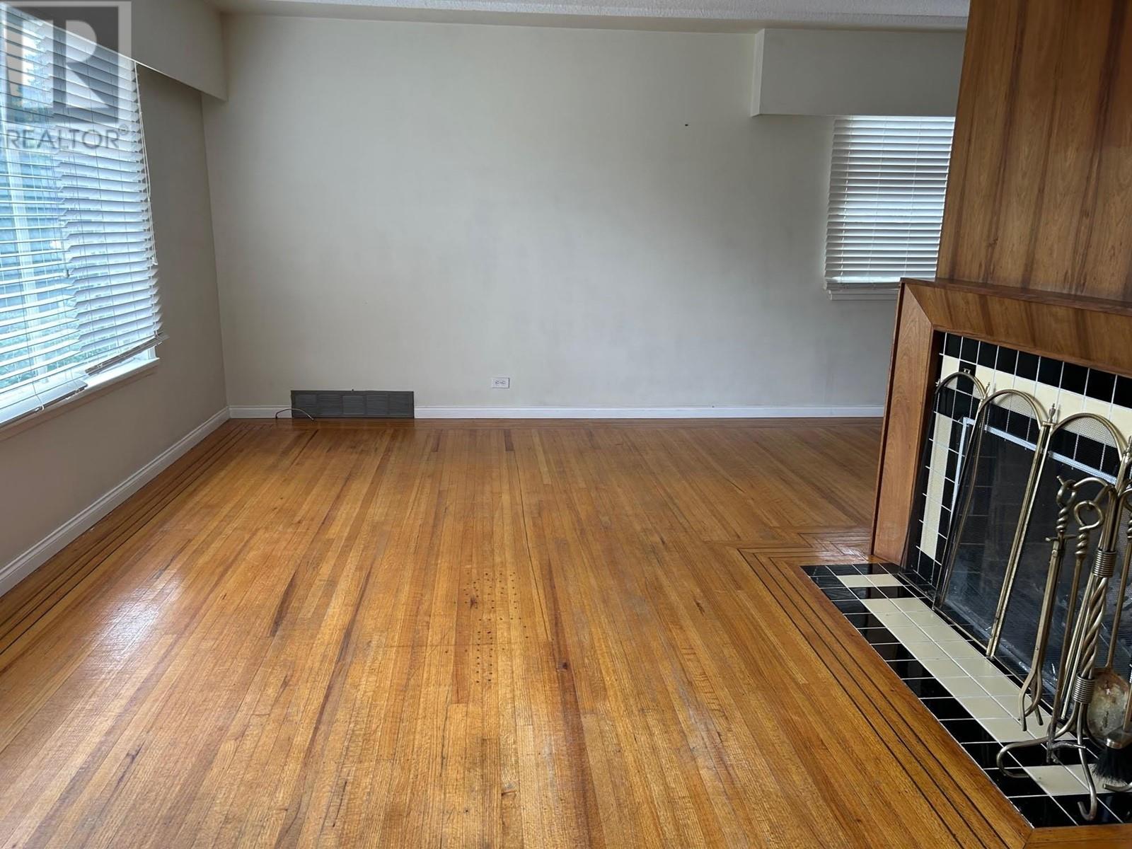 6469 Portland Street, Burnaby, British Columbia  V5E 1A1 - Photo 5 - R2797536