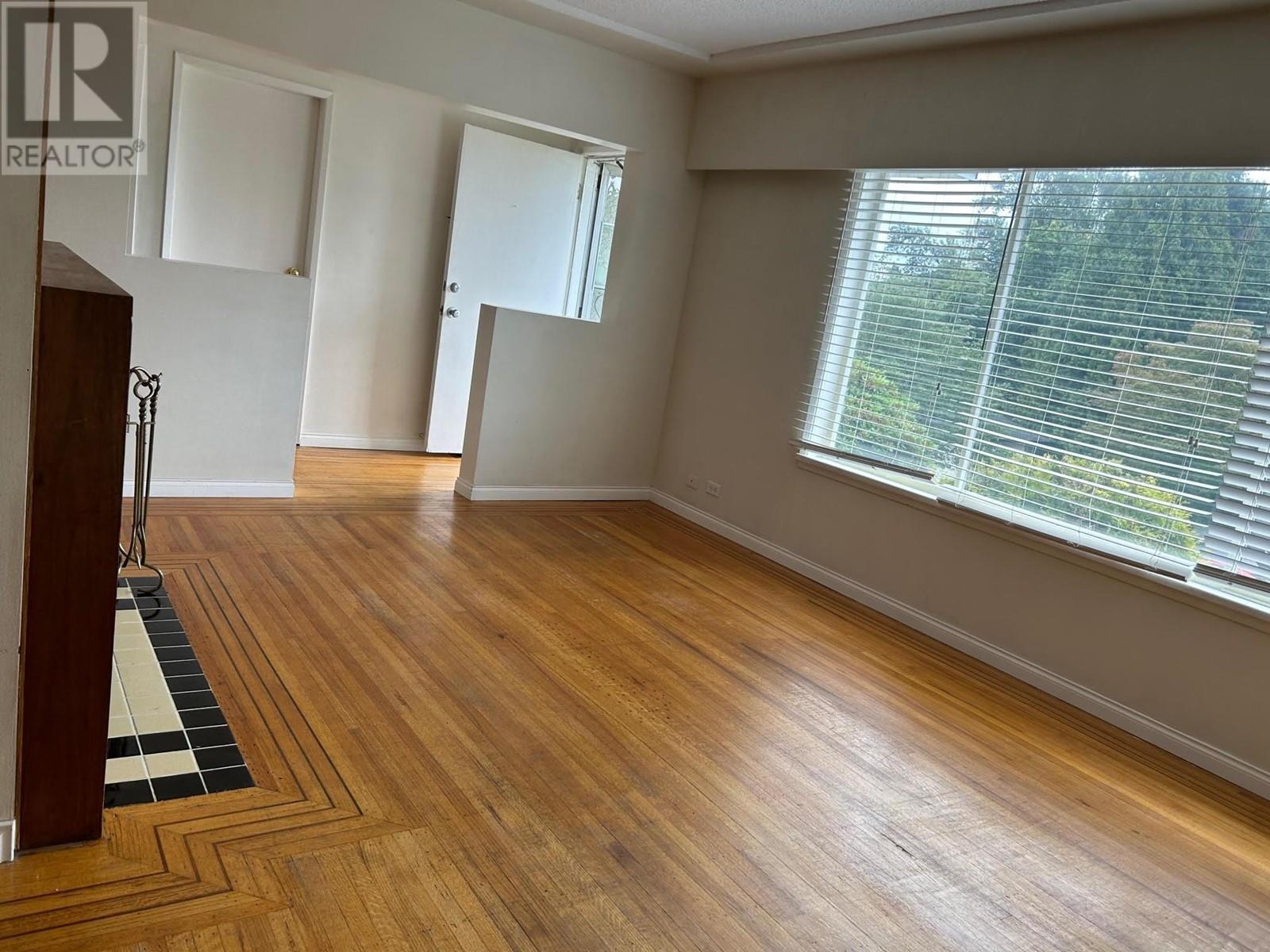 6469 Portland Street, Burnaby, British Columbia  V5E 1A1 - Photo 6 - R2797536