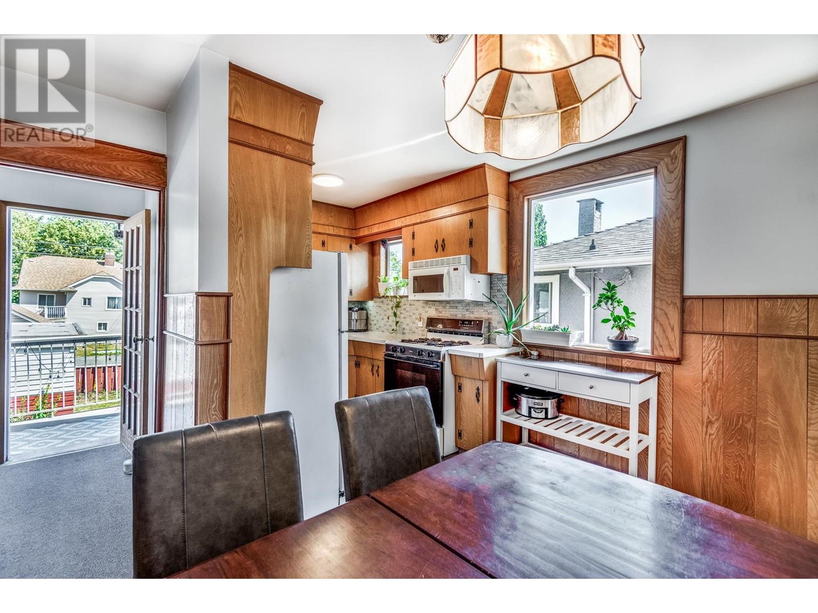2063 E 13th Avenue, Vancouver, British Columbia  V5N 2C5 - Photo 6 - R2798819