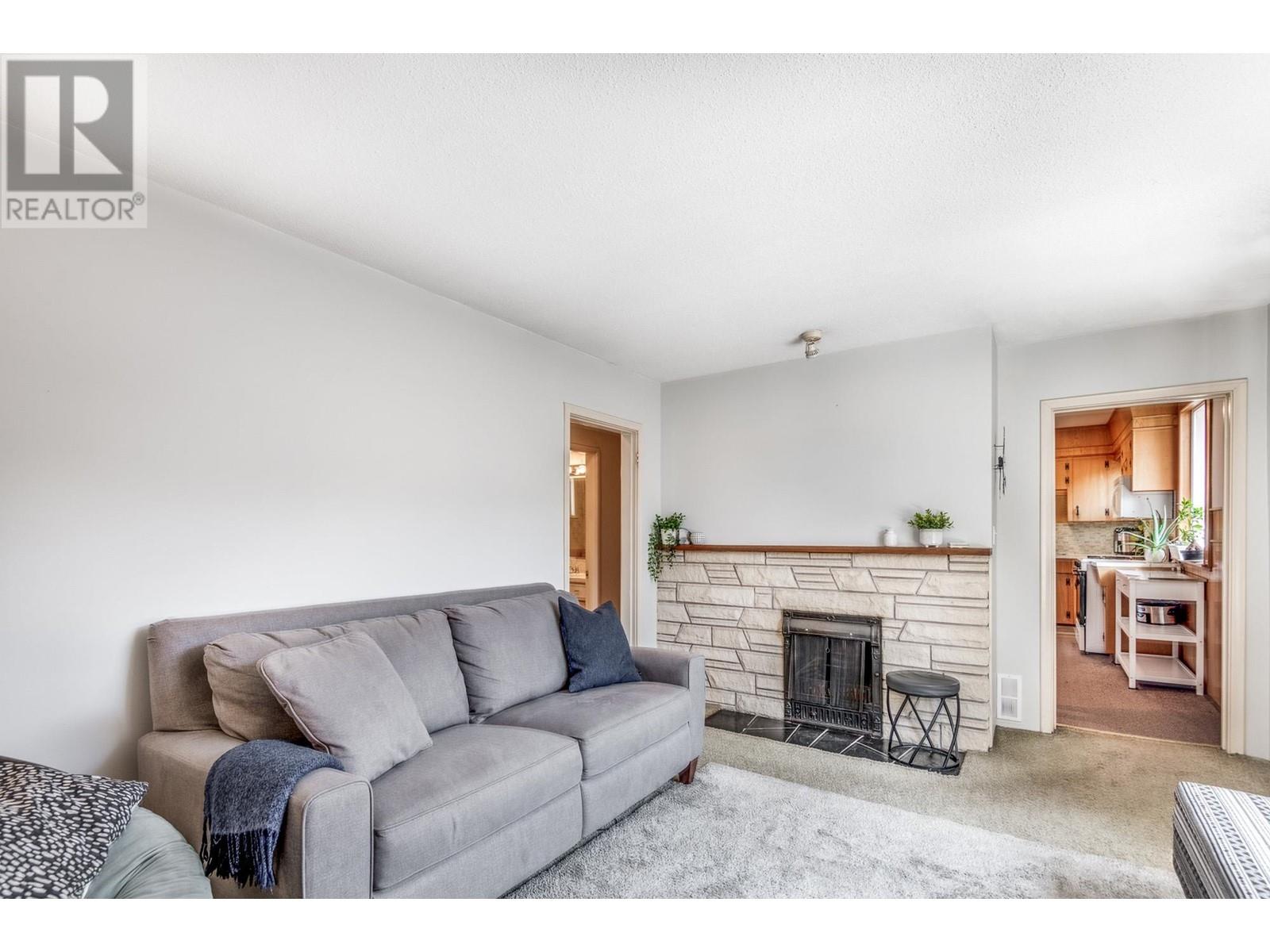 2063 E 13th Avenue, Vancouver, British Columbia  V5N 2C5 - Photo 4 - R2798819