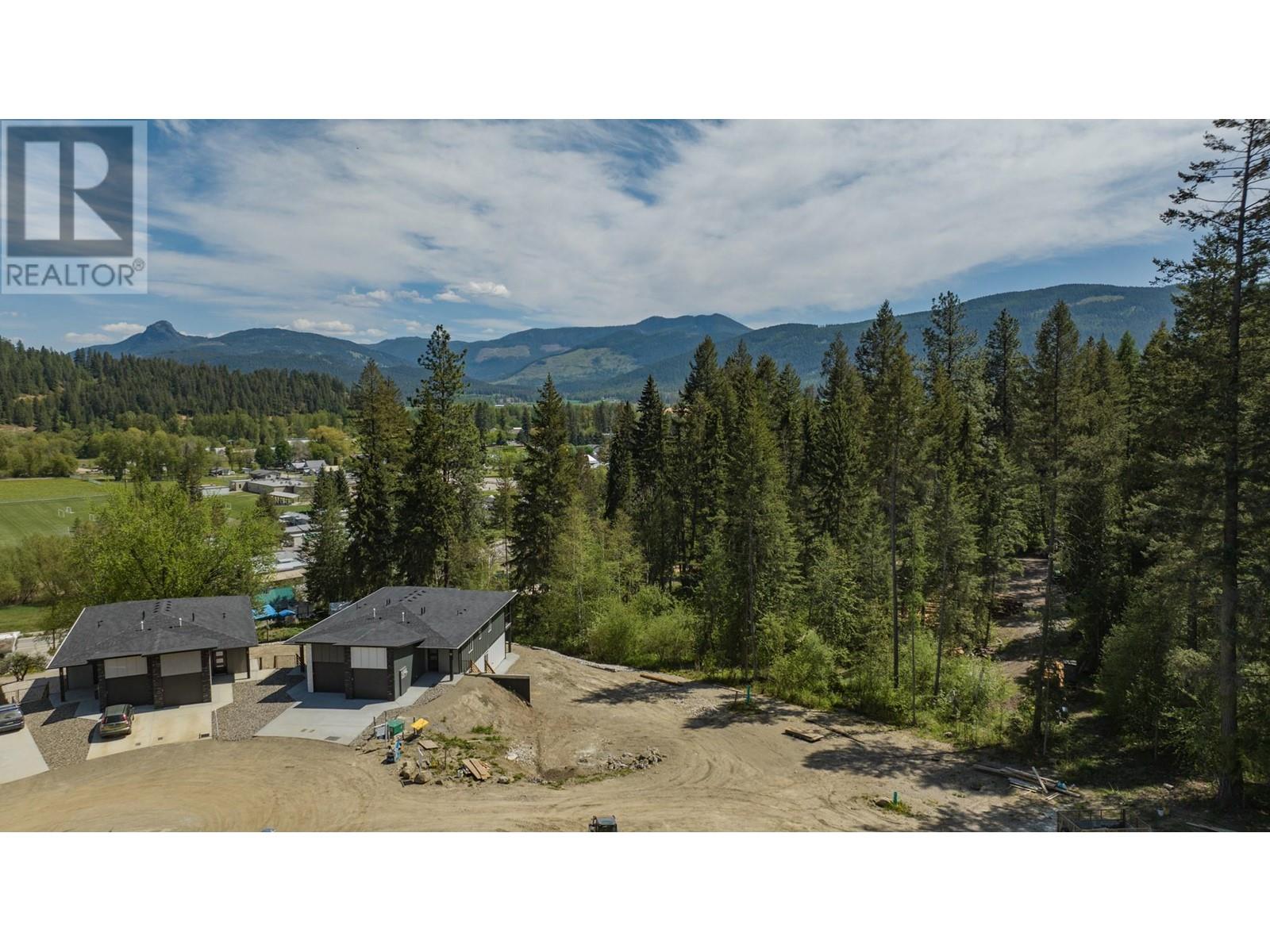 2508 Shuswap Avenue Unit# 15 Lumby