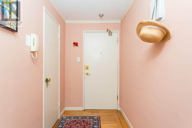 1 1878 Robson Street, Vancouver, British Columbia  V6G 1E3 - Photo 11 - R2800010