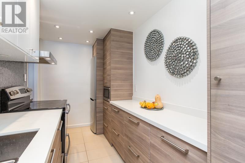 1 1878 Robson Street, Vancouver, British Columbia  V6G 1E3 - Photo 6 - R2800010