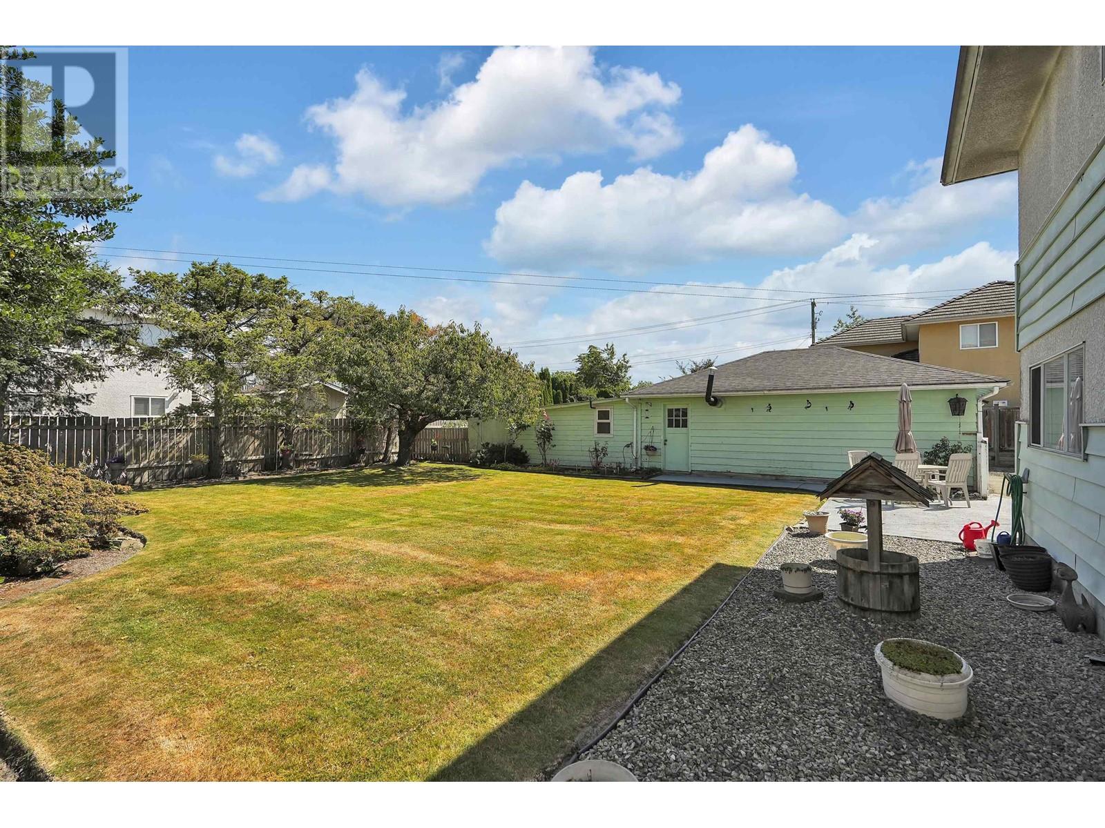 8811 Saunders Road, Richmond, British Columbia  V7A 2A6 - Photo 7 - R2799006