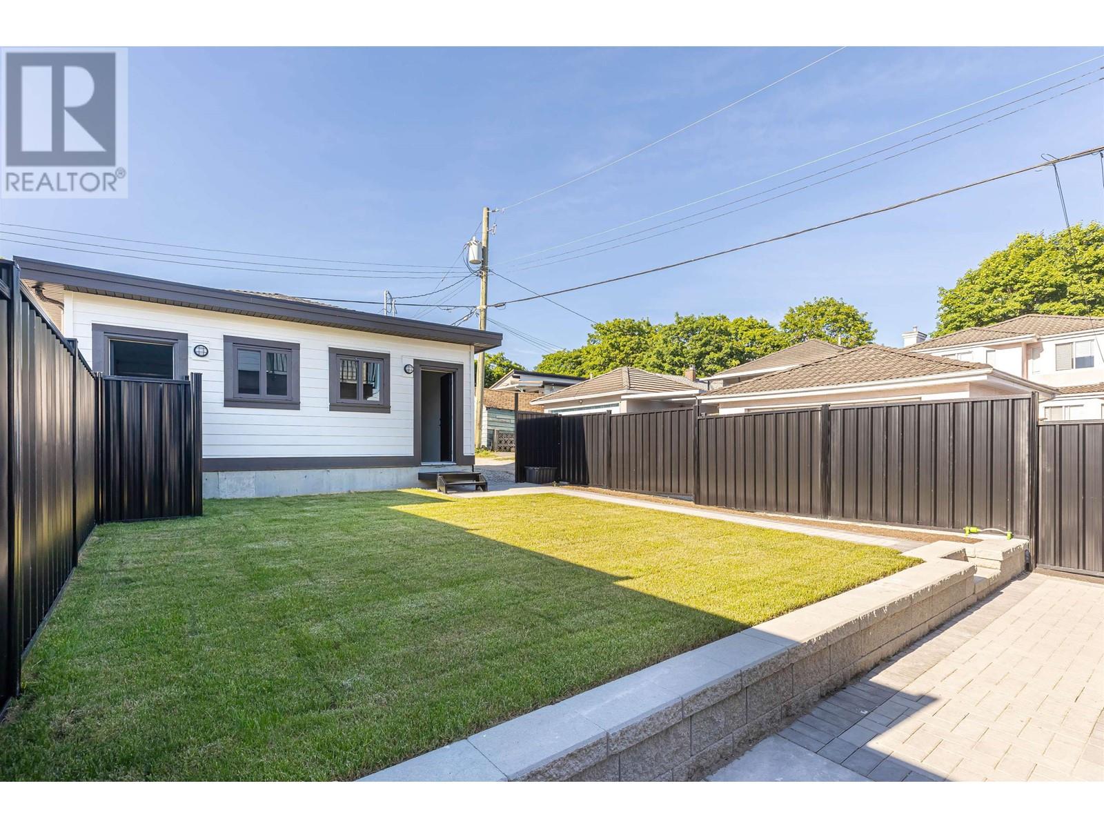 3485 Turner Street, Vancouver, British Columbia  V5K 2H8 - Photo 5 - R2800055
