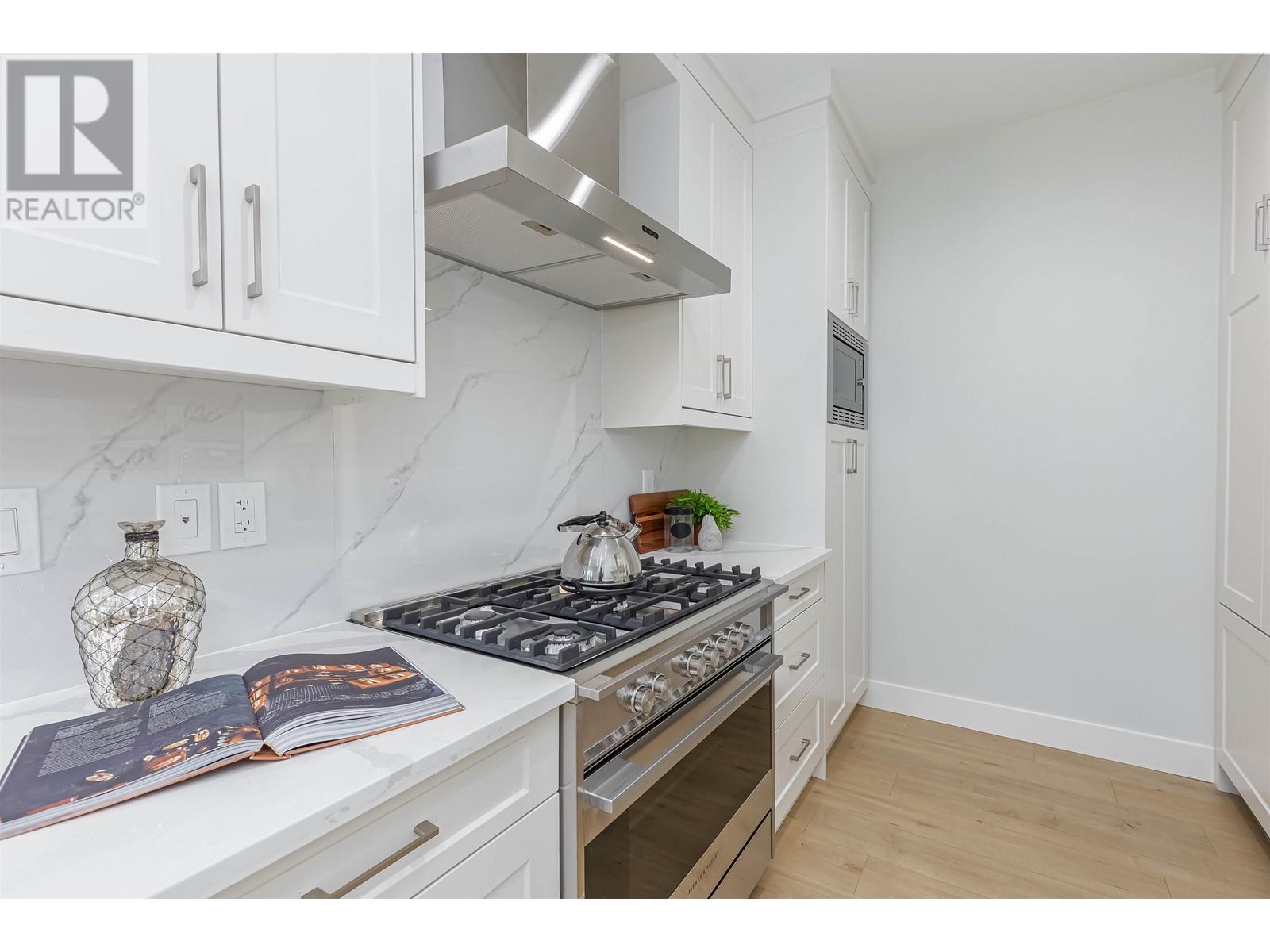 3485 Turner Street, Vancouver, British Columbia  V5K 2H8 - Photo 12 - R2800055