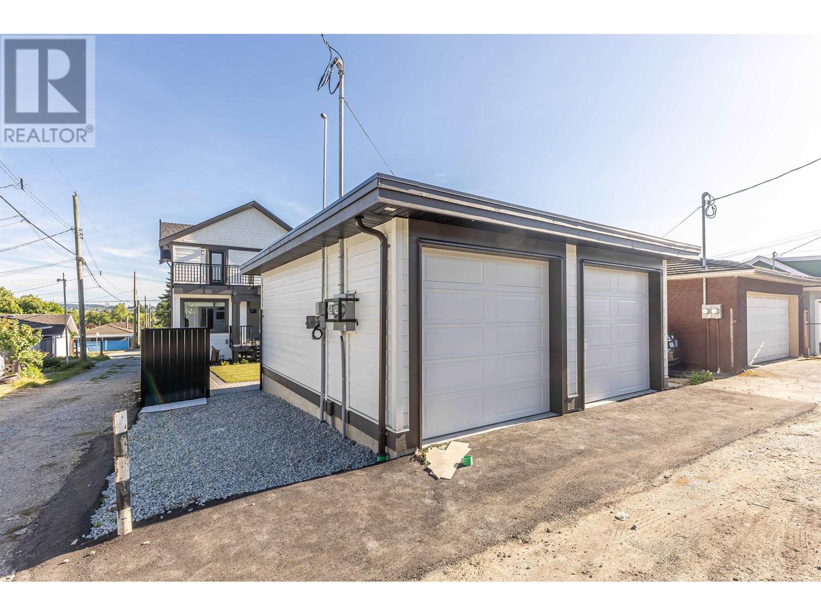 3485 Turner Street, Vancouver, British Columbia  V5K 2H8 - Photo 6 - R2800055