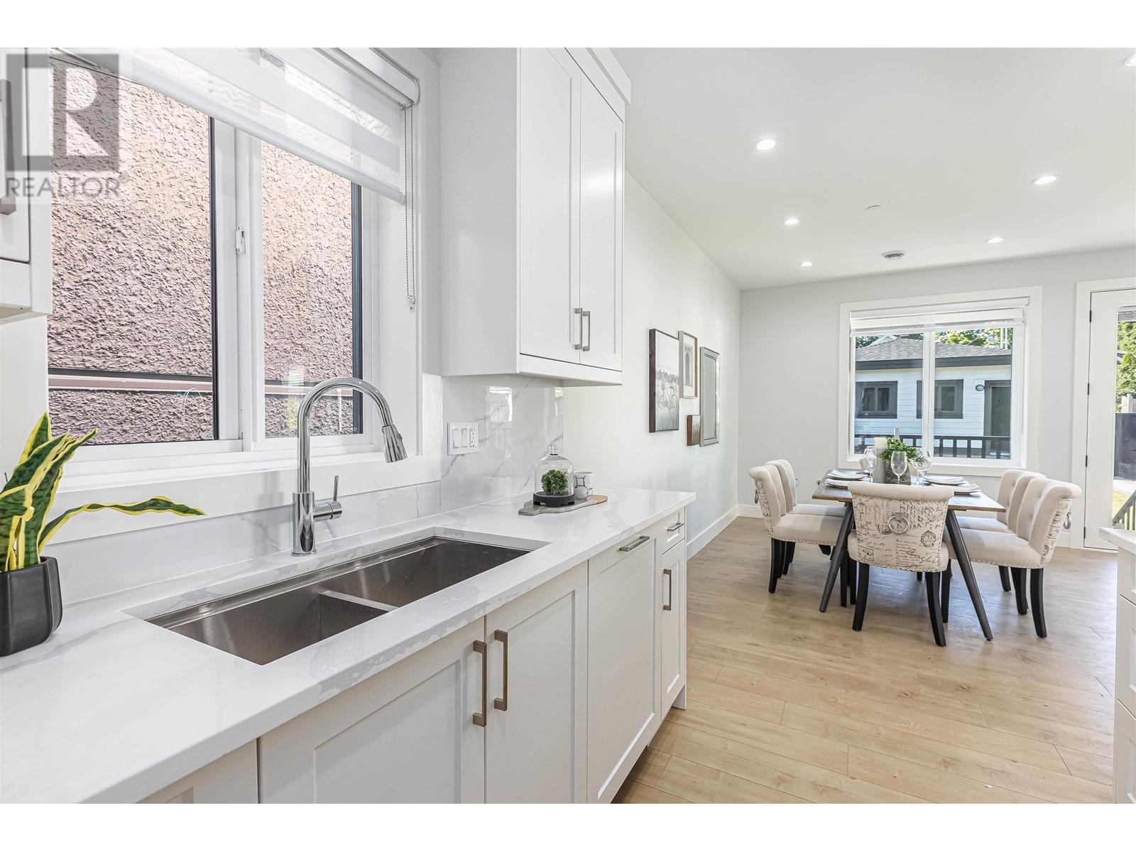 3485 Turner Street, Vancouver, British Columbia  V5K 2H8 - Photo 11 - R2800055