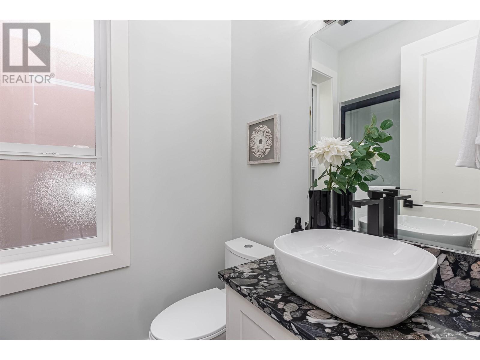 3483 Turner Street, Vancouver, British Columbia  V5K 2H8 - Photo 13 - R2800151