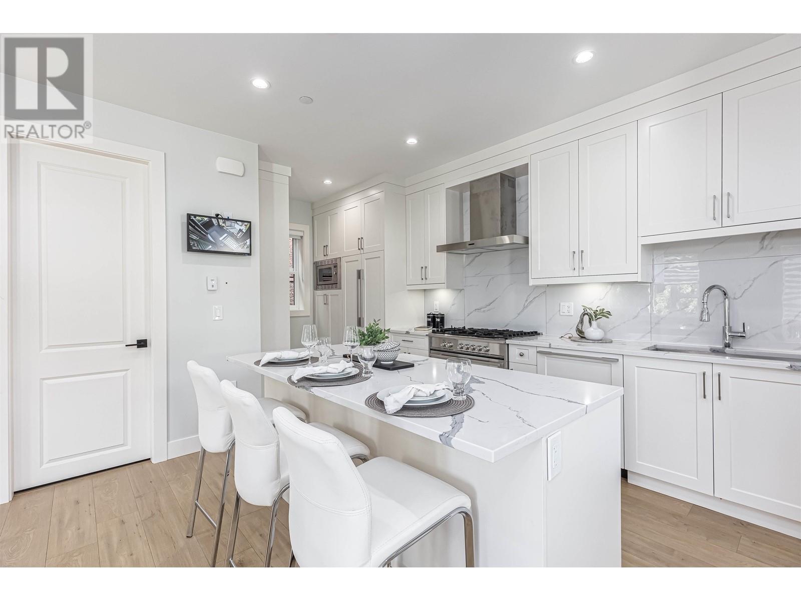 3483 Turner Street, Vancouver, British Columbia  V5K 2H8 - Photo 9 - R2800151