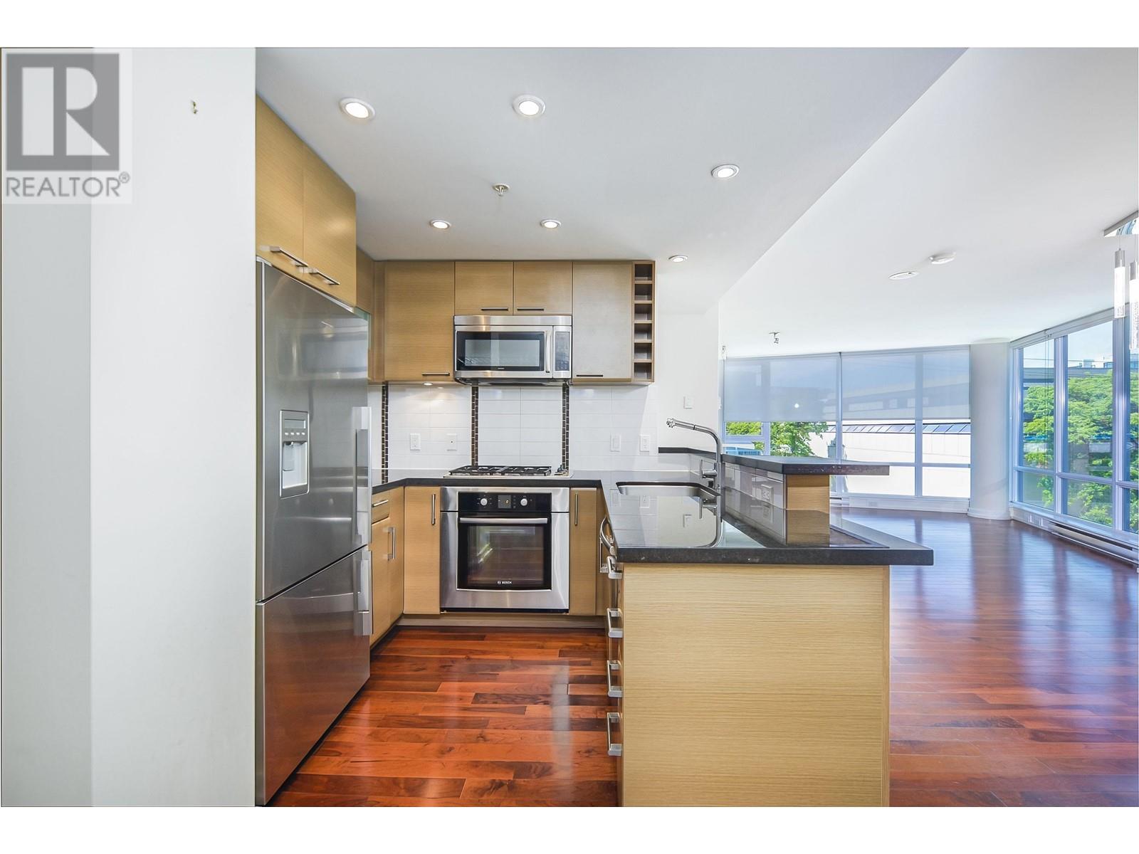 304 1690 W 8th Avenue, Vancouver, British Columbia  V6J 0B1 - Photo 3 - R2799621