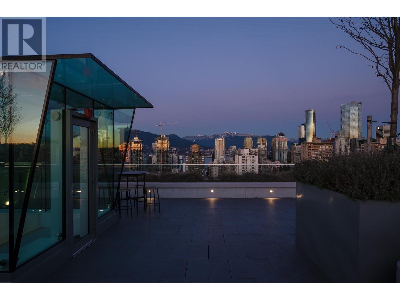 1702 1365 Davie Street, Vancouver, British Columbia  V6E 1N5 - Photo 1 - R2800268