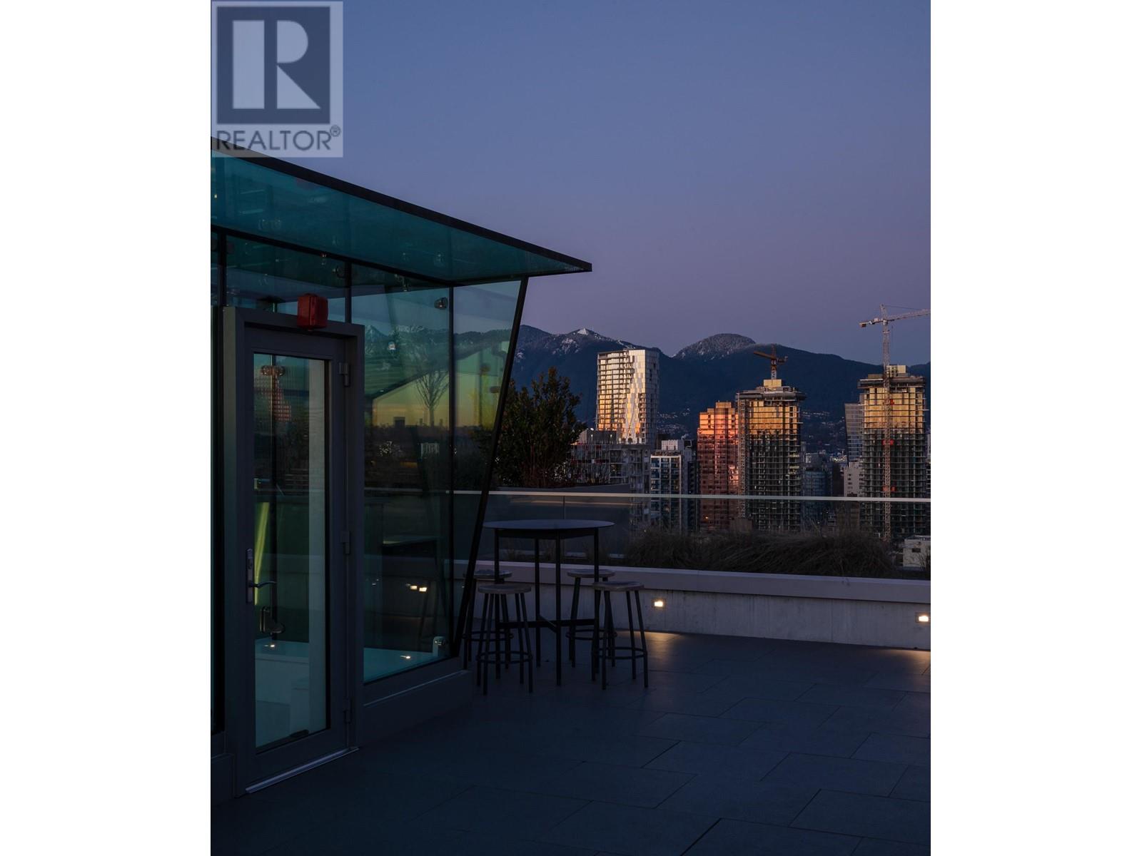 1702 1365 Davie Street, Vancouver, British Columbia  V6E 1N5 - Photo 3 - R2800268