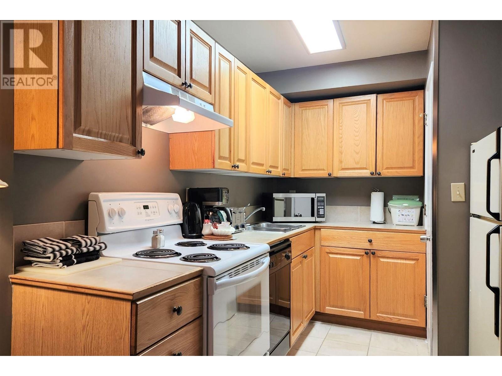 66(8) 2400 Cavendish Way, Whistler, British Columbia  V0N 1B2 - Photo 3 - R2800300