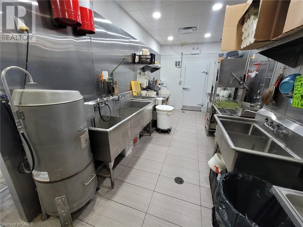 494 Holland Street W Unit# 4 & 5, Bradford West Gwillimbury, Ontario  L3Z 0A2 - Photo 7 - 40457529