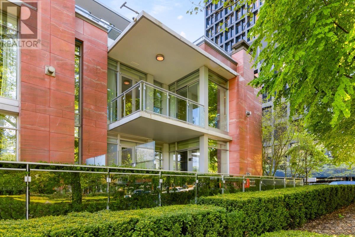 1181 W Cordova Street, Vancouver, British Columbia  V6C 0A1 - Photo 2 - R2800449