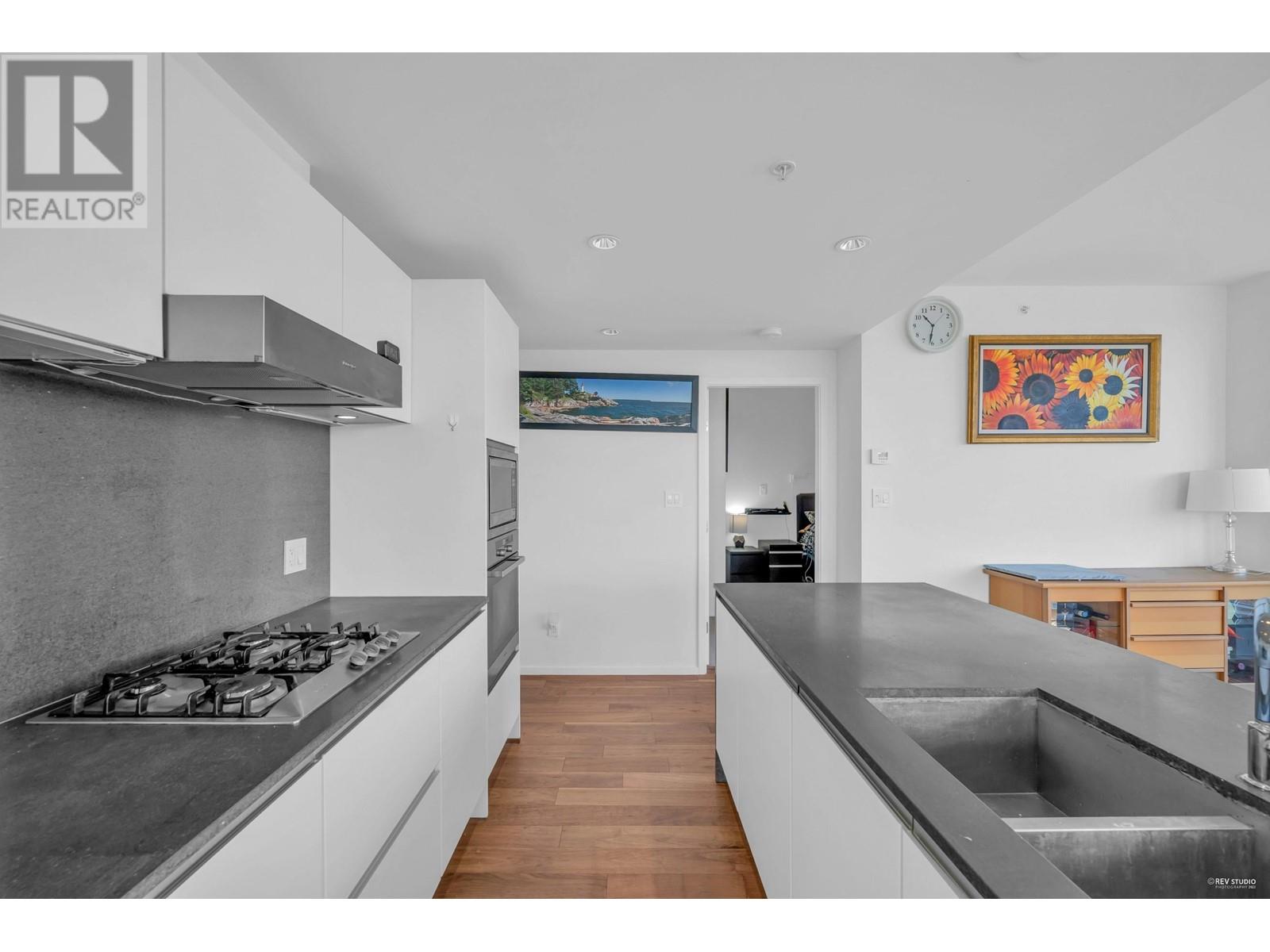 906 8555 Granville Street, Vancouver, British Columbia  V6P 4Z9 - Photo 10 - R2800455