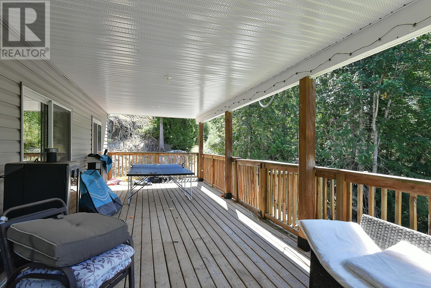 7969 Ravens Cry Road, Halfmoon Bay, British Columbia  V7Z 1C2 - Photo 25 - R2800463