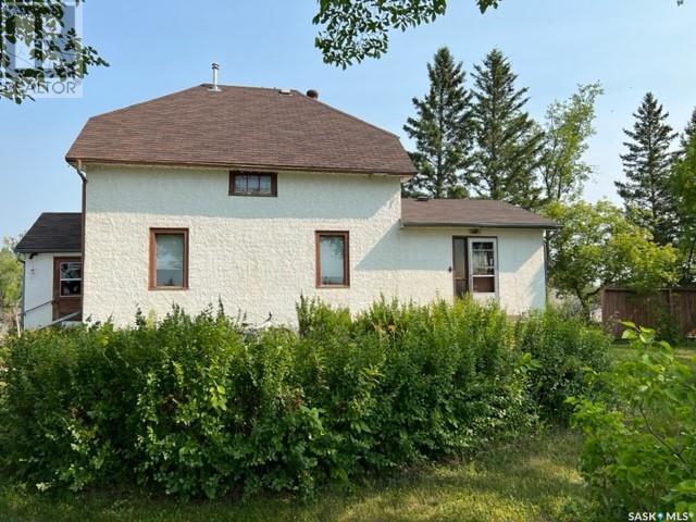 Honey House Acreage, Esterhazy, Saskatchewan  S0A 0X0 - Photo 3 - SK938456