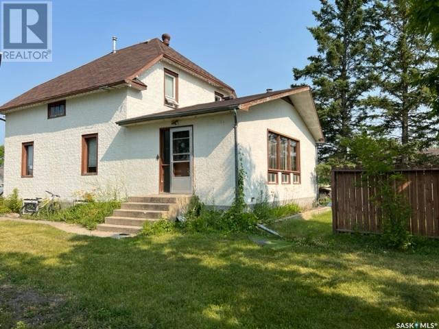 Honey House Acreage, Esterhazy, Saskatchewan  S0A 0X0 - Photo 4 - SK938456