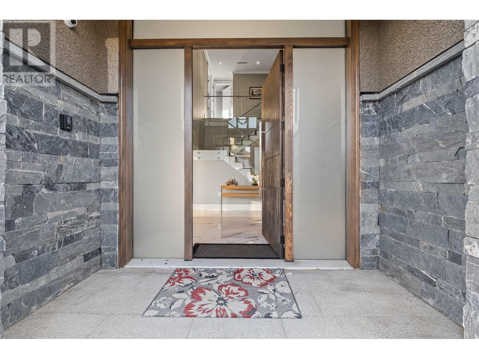 3671 Lamond Avenue, Richmond, British Columbia  V7E 1C9 - Photo 5 - R2799834