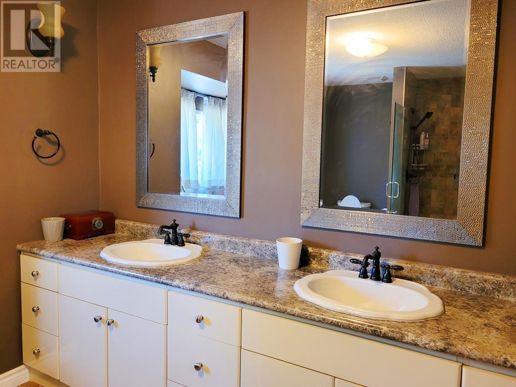 7628 Burris Street, Burnaby, British Columbia  V5E 1Z3 - Photo 17 - R2800584