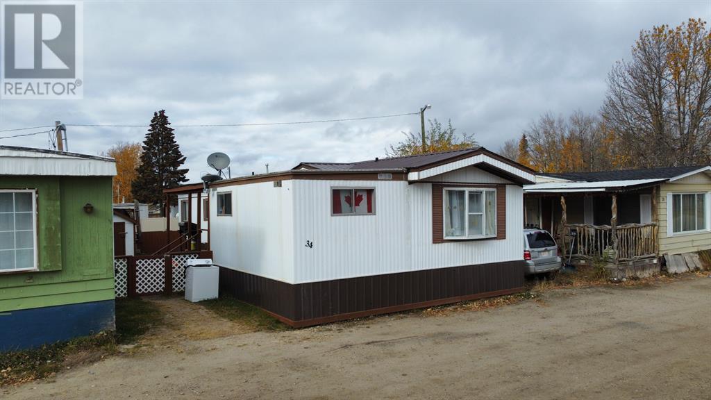 34 Kaybob Mobile Home Park, Fox Creek, Alberta  T0H 1P0 - Photo 1 - A2008614