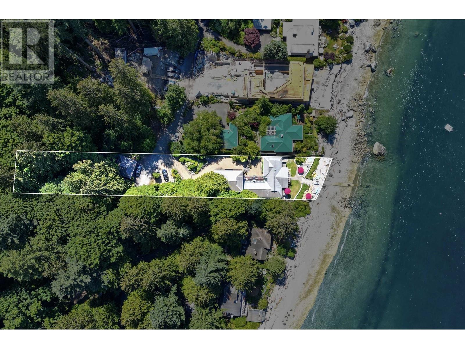 8735 Lawrence Way, West Vancouver, British Columbia  V7W 2T7 - Photo 2 - R2800796