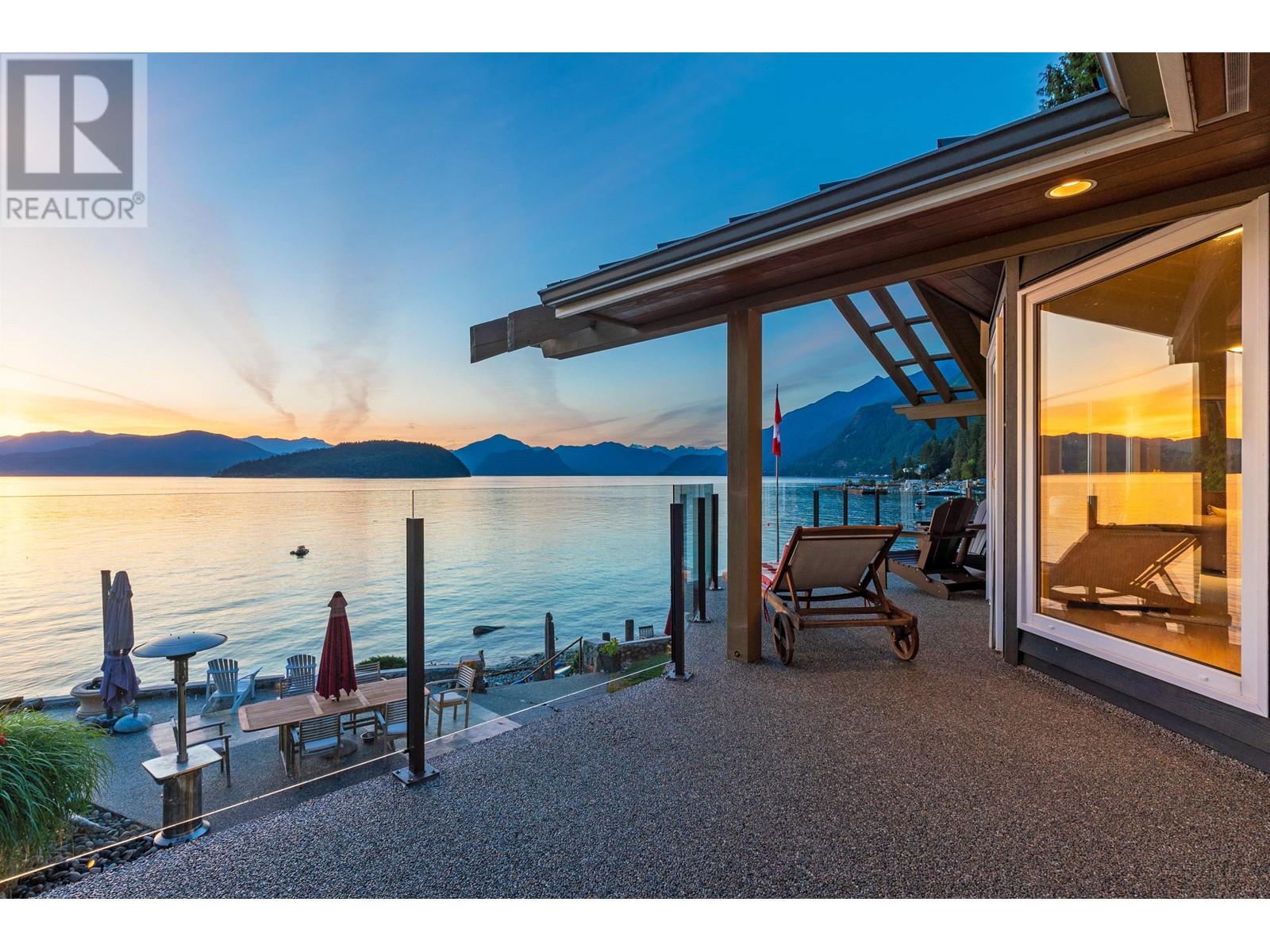 8735 Lawrence Way, West Vancouver, British Columbia  V7W 2T7 - Photo 22 - R2800796