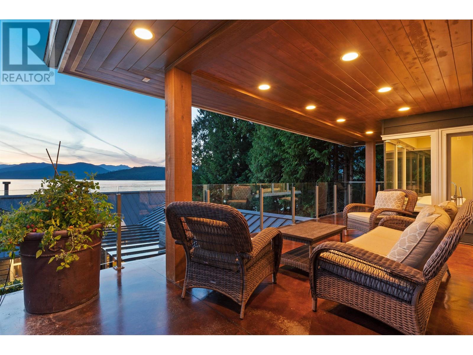 8735 Lawrence Way, West Vancouver, British Columbia  V7W 2T7 - Photo 27 - R2800796