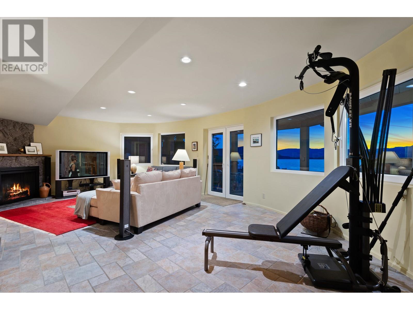 8735 Lawrence Way, West Vancouver, British Columbia  V7W 2T7 - Photo 35 - R2800796