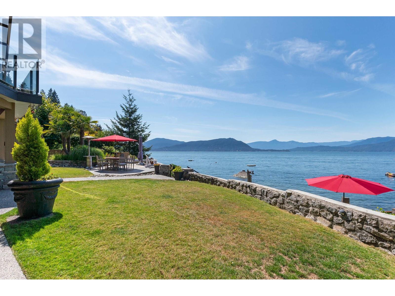 8735 Lawrence Way, West Vancouver, British Columbia  V7W 2T7 - Photo 6 - R2800796