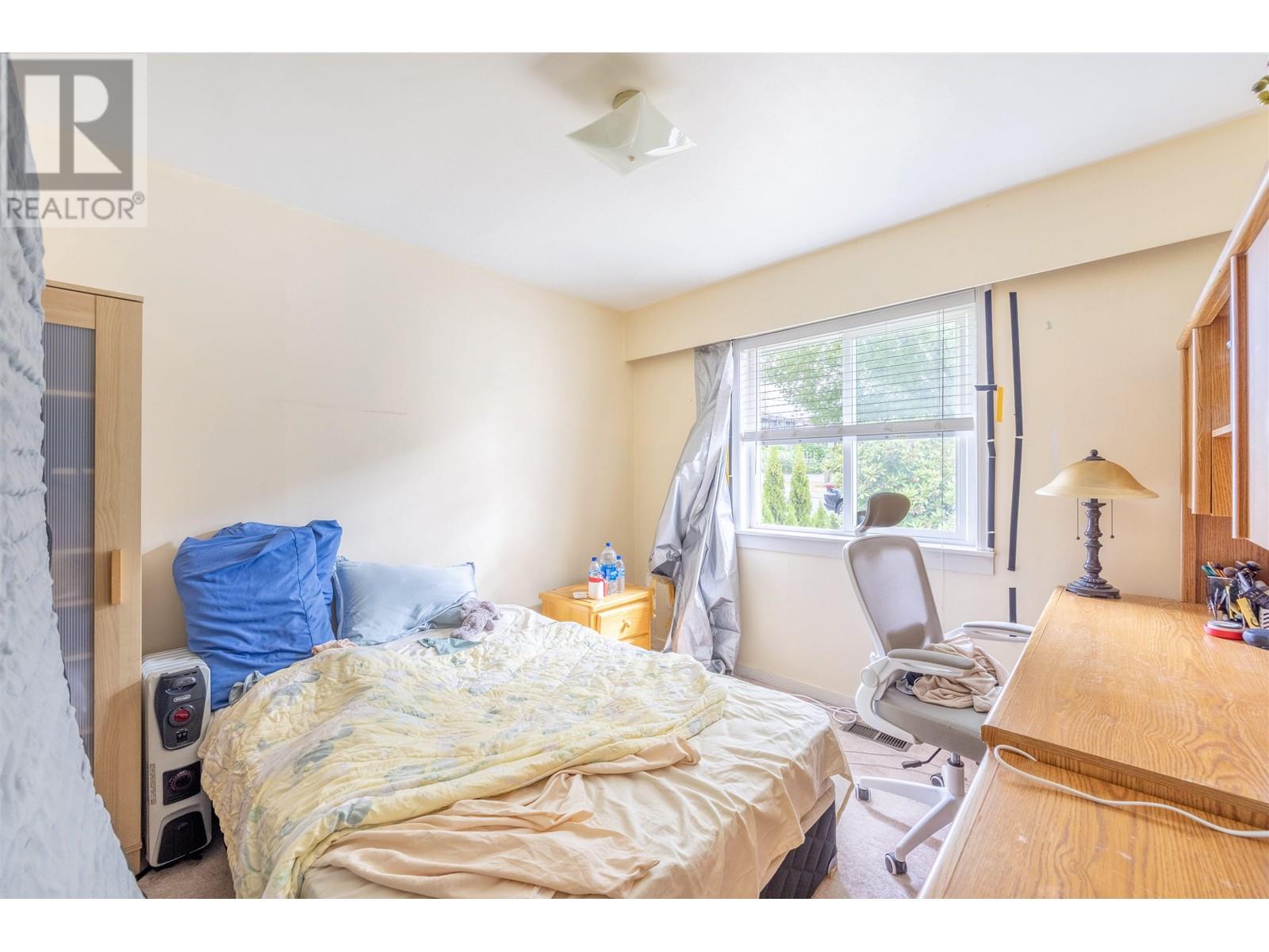 881 Macdonald Avenue, Burnaby, British Columbia  V5C 4N3 - Photo 7 - R2800685