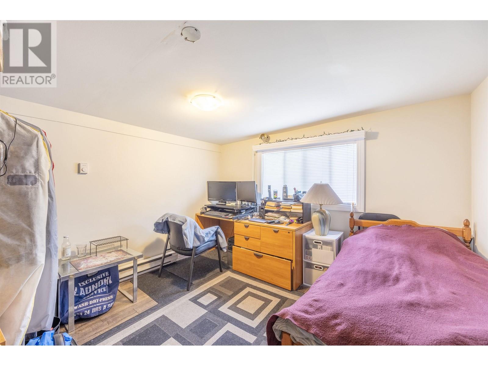 881 Macdonald Avenue, Burnaby, British Columbia  V5C 4N3 - Photo 11 - R2800685