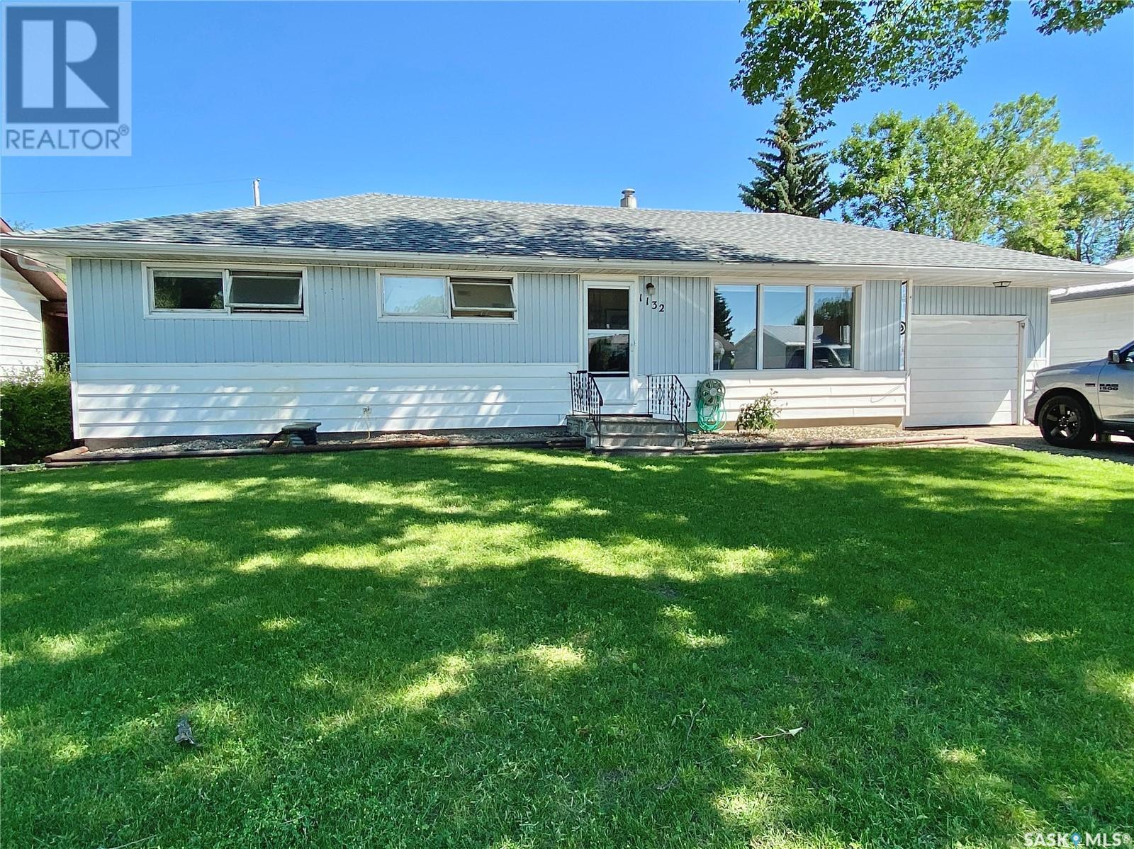 1132 Broadview ROAD, esterhazy, Saskatchewan