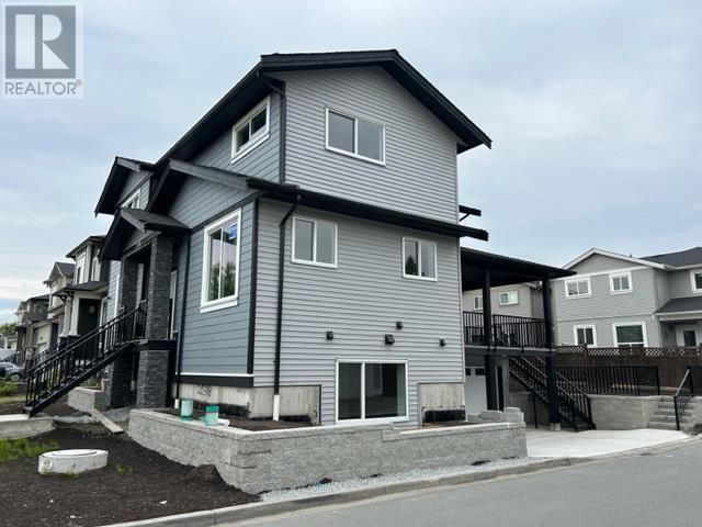20388 Wicklund Avenue, Maple Ridge, British Columbia  V2X 2Z5 - Photo 3 - R2785938