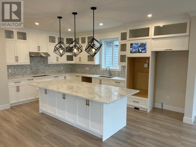 20388 Wicklund Avenue, Maple Ridge, British Columbia  V2X 2Z5 - Photo 6 - R2785938