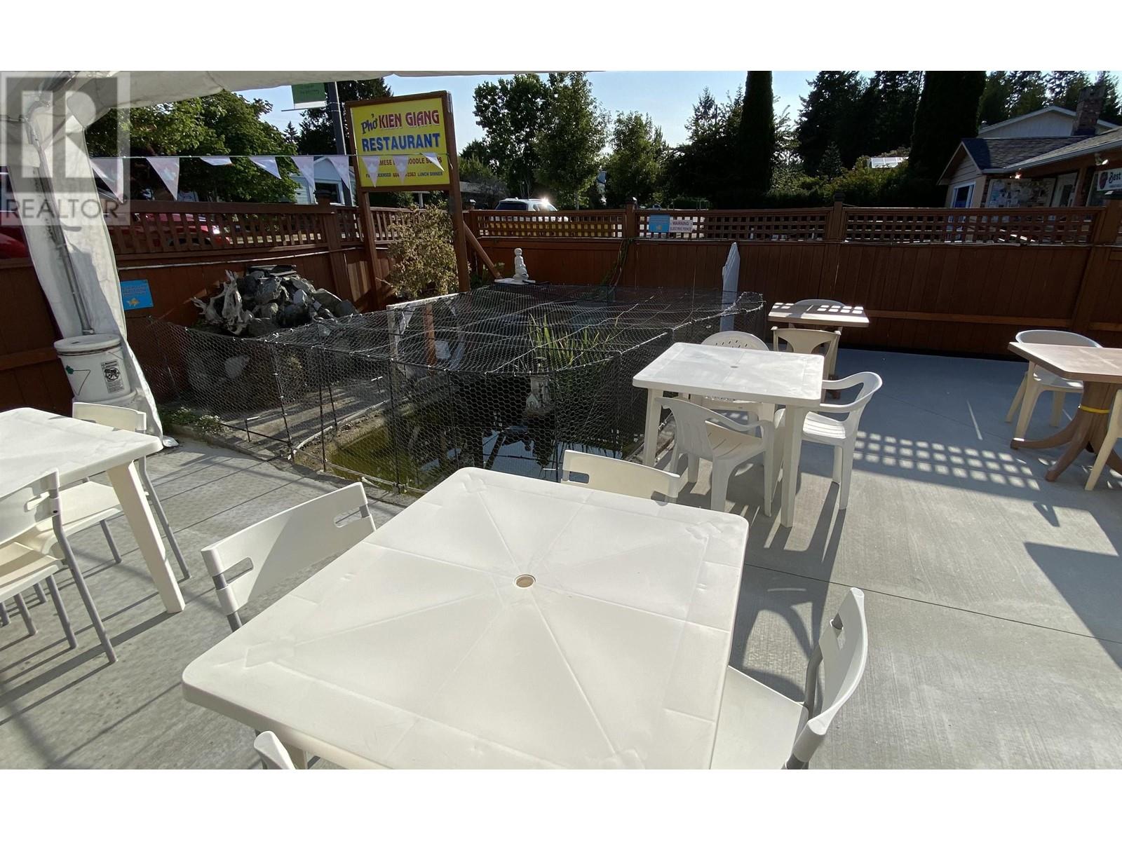 5694 Dolphin Street, Sechelt, British Columbia  V0N 3A0 - Photo 6 - R2792671