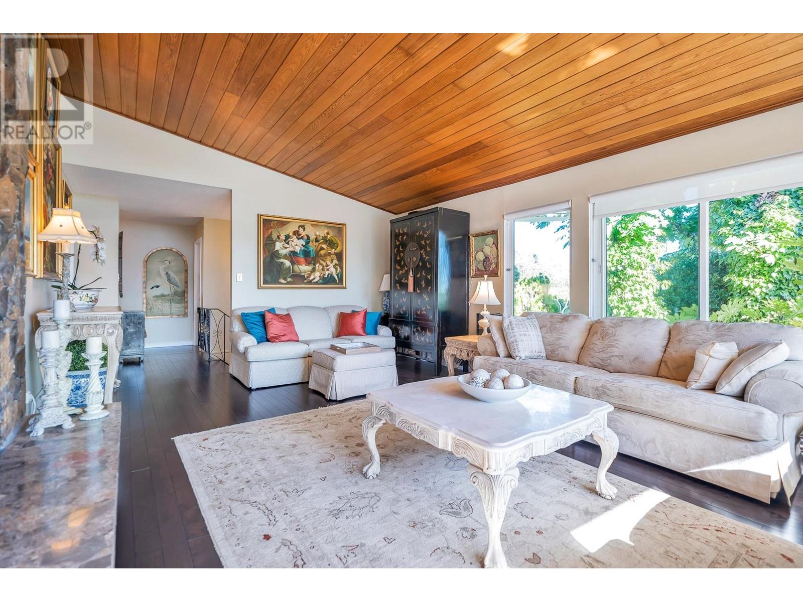 5402 Rawlins Crescent, Delta, British Columbia  V4M 1J4 - Photo 5 - R2800622