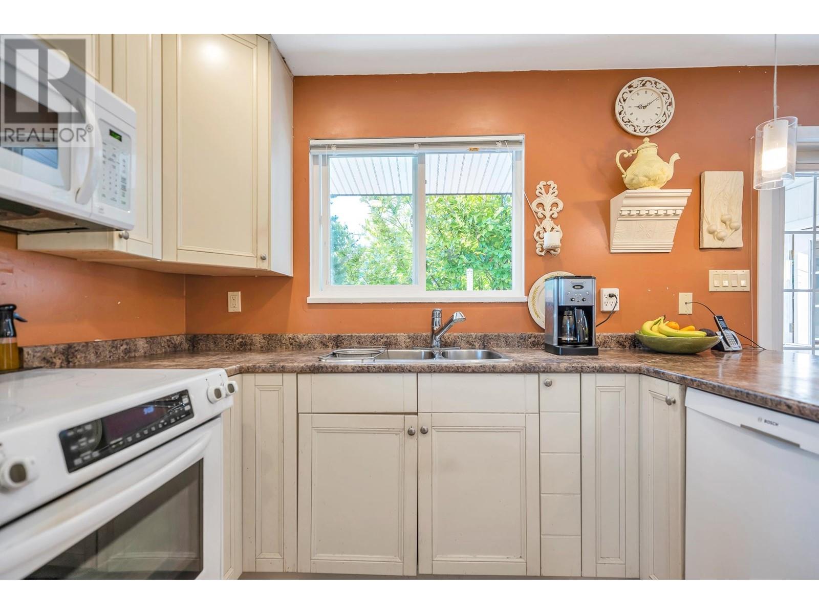 5402 Rawlins Crescent, Delta, British Columbia  V4M 1J4 - Photo 15 - R2800622