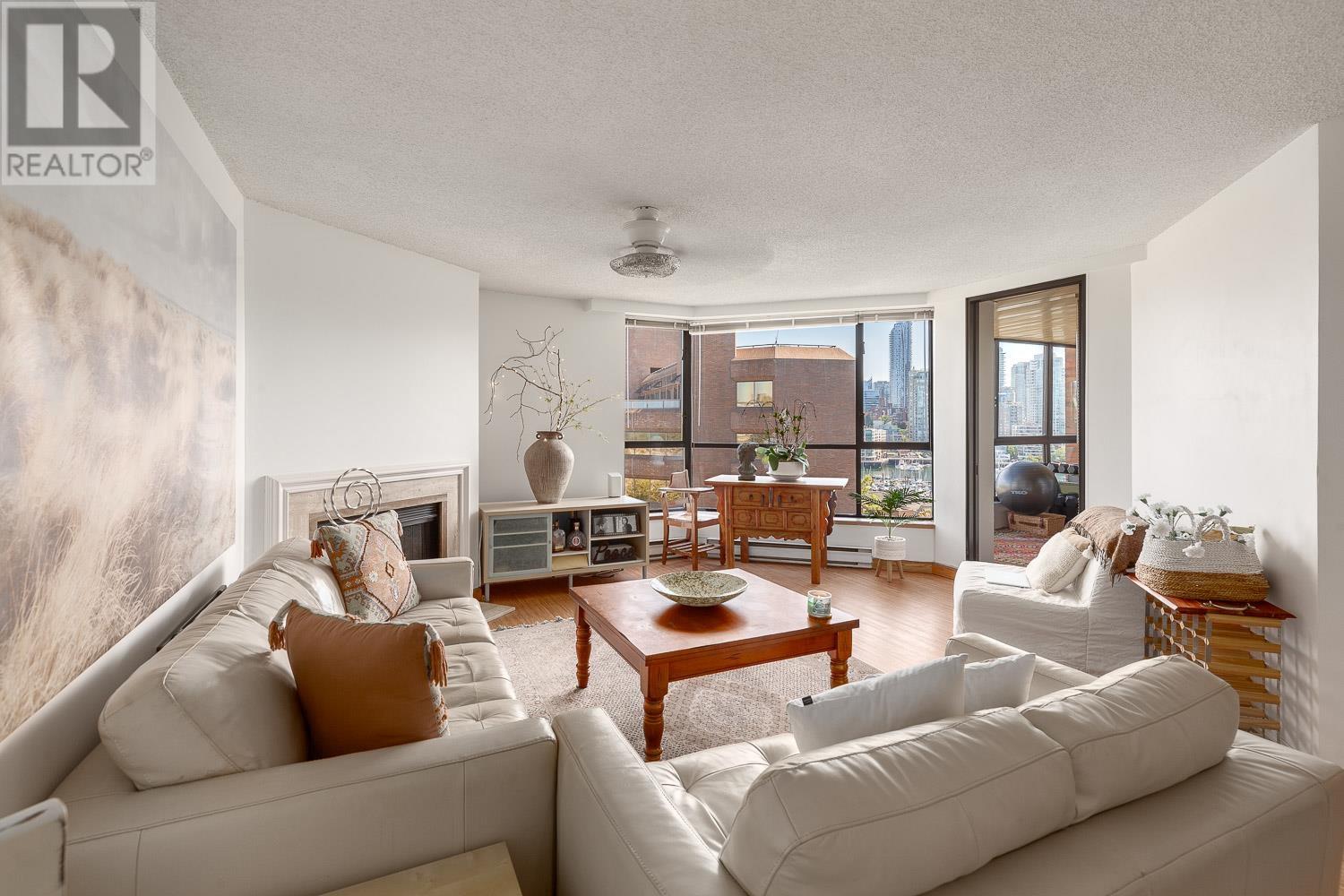 1003 1450 Pennyfarthing Drive, Vancouver, British Columbia  V6J 4X8 - Photo 3 - R2801080