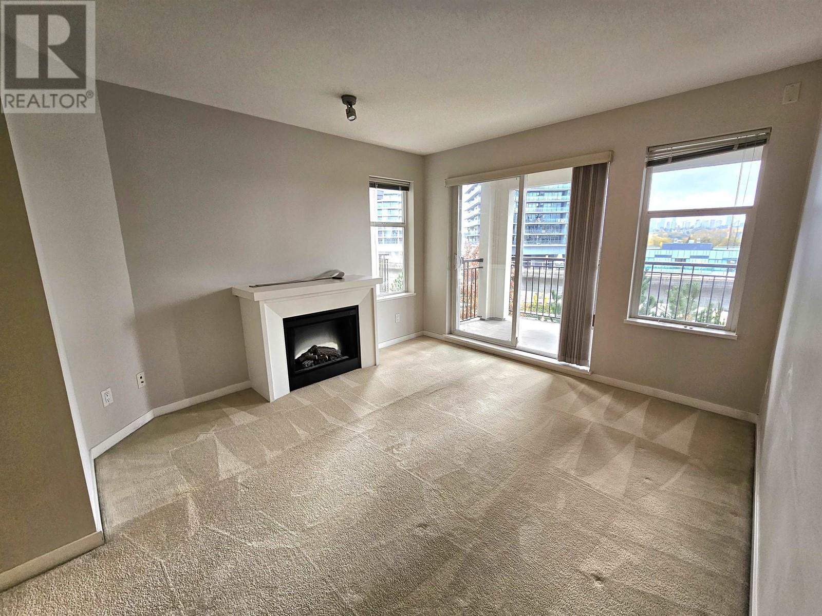 204 4788 Brentwood Drive, Burnaby, British Columbia  V5C 0C5 - Photo 4 - R2797397