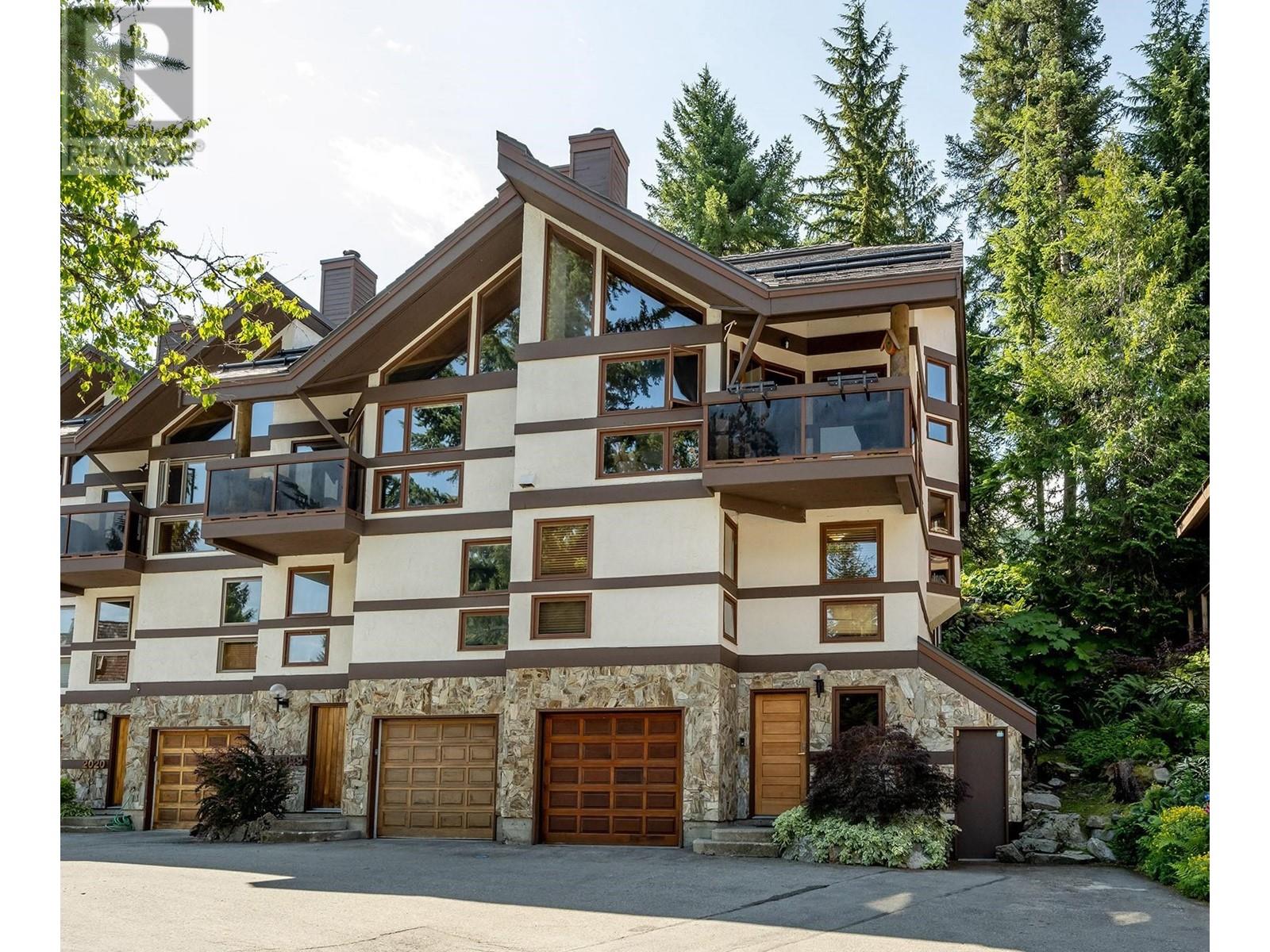 2018 ALPHA LAKE VILLAGE, whistler, British Columbia